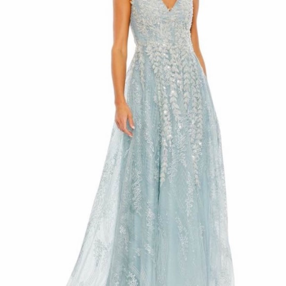 Mac Duggal 16 new with tags - Picture 2 of 8